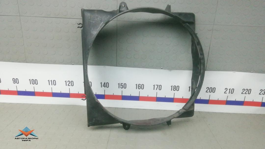 диффузор вентилятора Jeep Liberty 1 поколение 2005, 2.8 л., дизель, МКПП, внедорожник 5 дв. - фото №1