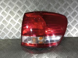 фонарь задний правый Toyota Avensis Verso 1 поколение [рестайлинг] 2006, цвет, E137652