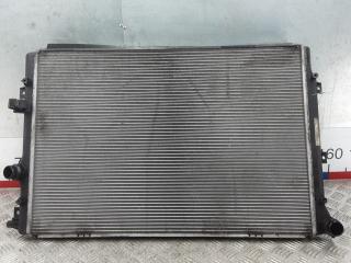 радиатор охлаждения Volkswagen Tiguan 1 поколение 2009, 2.0 л., дизель, МКПП, внедорожник 5 дв., 5N0121253L