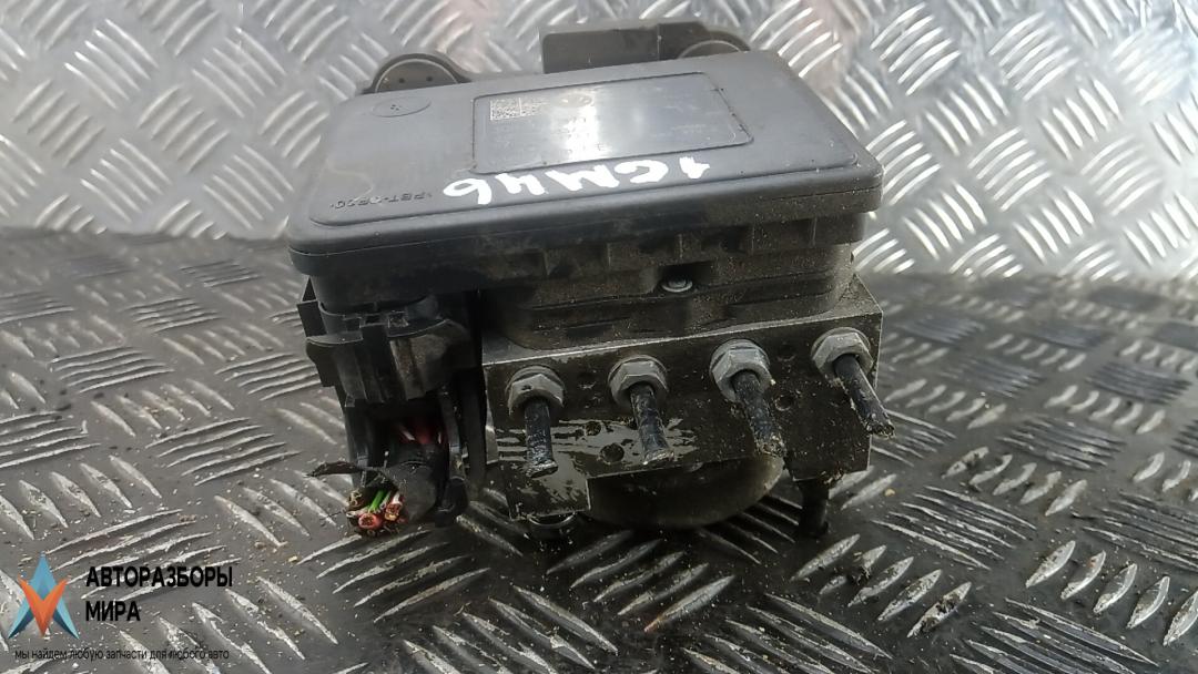 блок ABS Skoda Octavia 3 поколение (A7) 2016, 1.6 л., дизель, МКПП, хетчбэк 5 дв., 3Q0614517T - фото №1