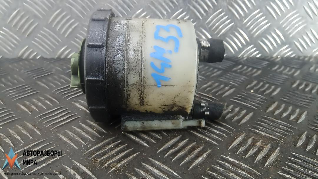 бачок гура Volkswagen Transporter T4 1997, 1.9 л., дизель, МКПП, микроавтобус - фото №1