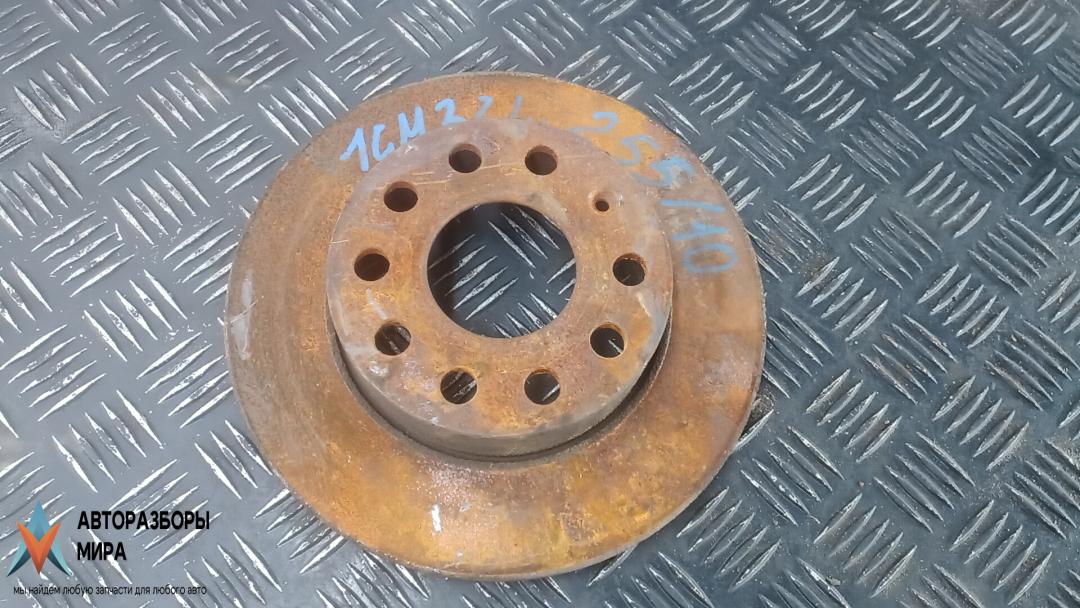 диск тормозной задний Volkswagen Jetta 5 поколение 2006, 1.9 л., дизель, МКПП, седан, 1K0615601AC - фото №1