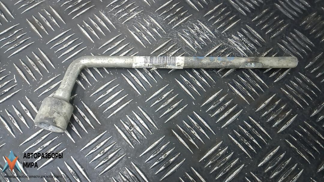 ключ колесный (балонный) Kia Carens 3 поколение 2006, 2.0 л., дизель, МКПП, универсал, 21 - фото №1