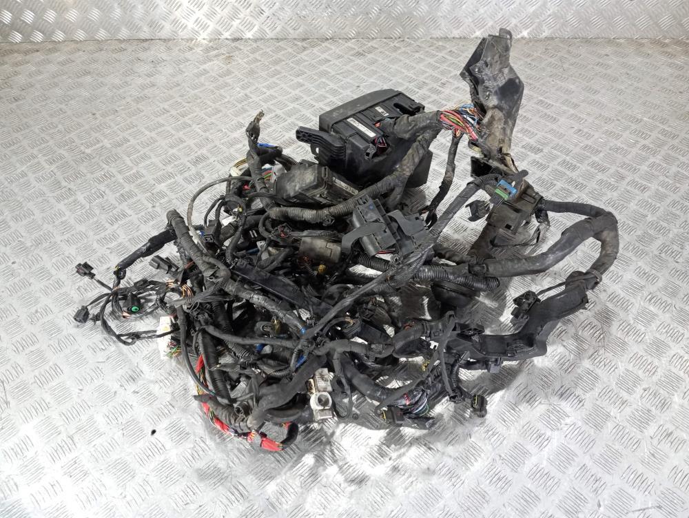 проводка двигателя Hyundai ix35 1 поколение 2012, цвет - фото №1