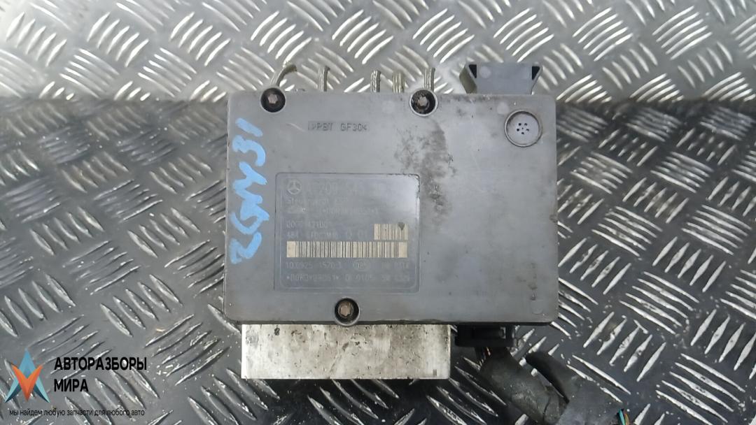 блок ABS Mercedes-Benz CLK-Класс C209/A209 2003, 2.7 л., D 270 CDI, дизель, АКПП, купе, A2095452932 - фото №1