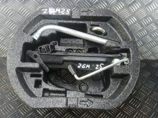 ящик под инструменты / набор инструментов Skoda Fabia 2 поколение (5J) 2008, 1.2 л., 12V, бензин, МКПП, универсал, 4D0012219A, 6K0803615C, 6Q0011031H, 5J0012115A