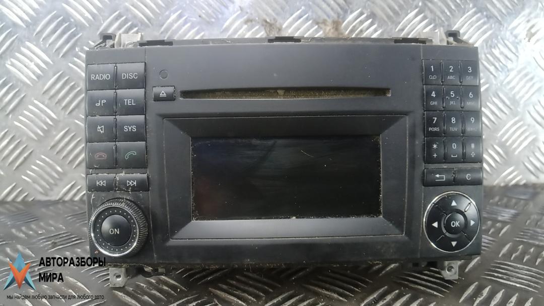 магнитола Mercedes-Benz Sprinter 2 поколение (W906) 2010, 2.2 л., CDI 213/313/413, дизель, МКПП, микроавтобус, A1698705894 - фото №1