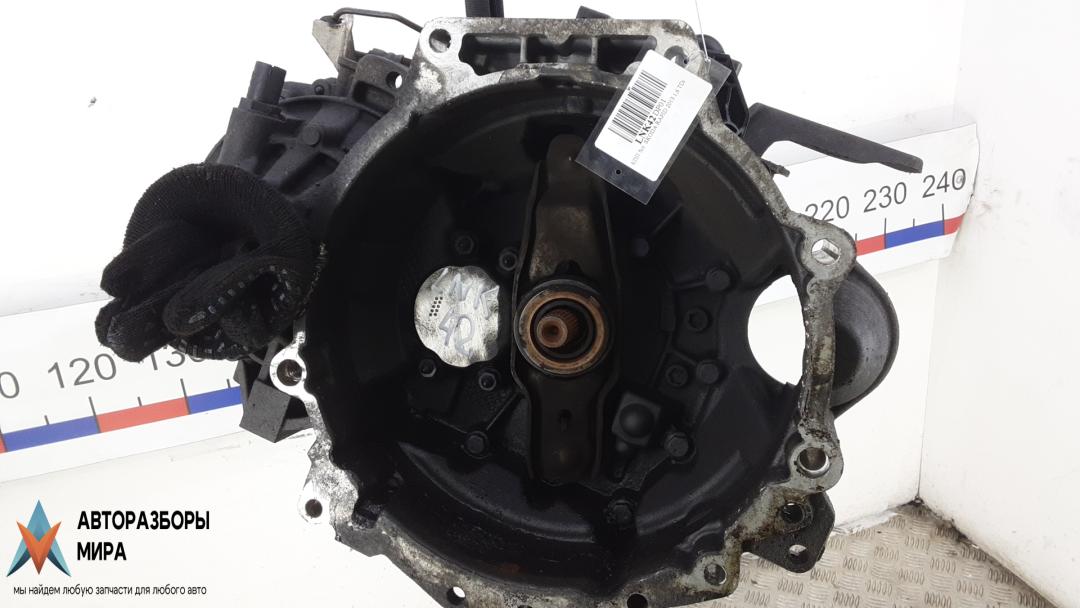 МКПП Skoda Rapid 1 поколение 2013, 1.6 л., дизель, МКПП, хетчбэк 5 дв., MZL - фото №1