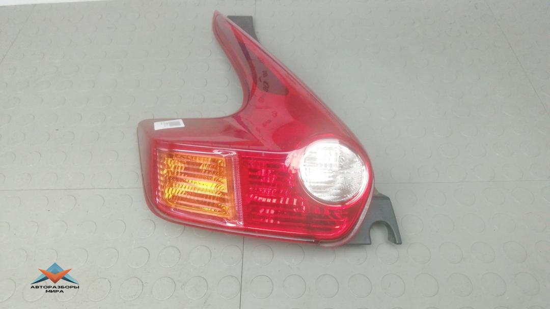 фонарь задний левый Nissan Juke YF15 2010, 1.5 л., дизель, МКПП, внедорожник 5 дв., 265551KA0A - фото №1