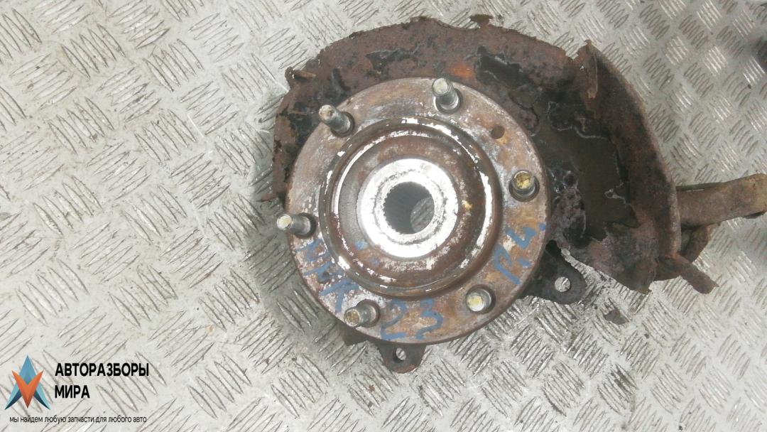 ступица передняя левая Toyota Hilux 7 поколение 2005, 3.0 л., дизель, МКПП, внедорожник 5 дв., 435020K030, 432120K030 - фото №1