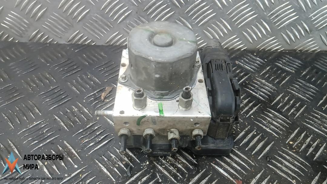 блок ABS Nissan Qashqai 2 поколение 2014, 1.6 л., дизель, МКПП, внедорожник 5 дв., 476604EG6C - фото №1