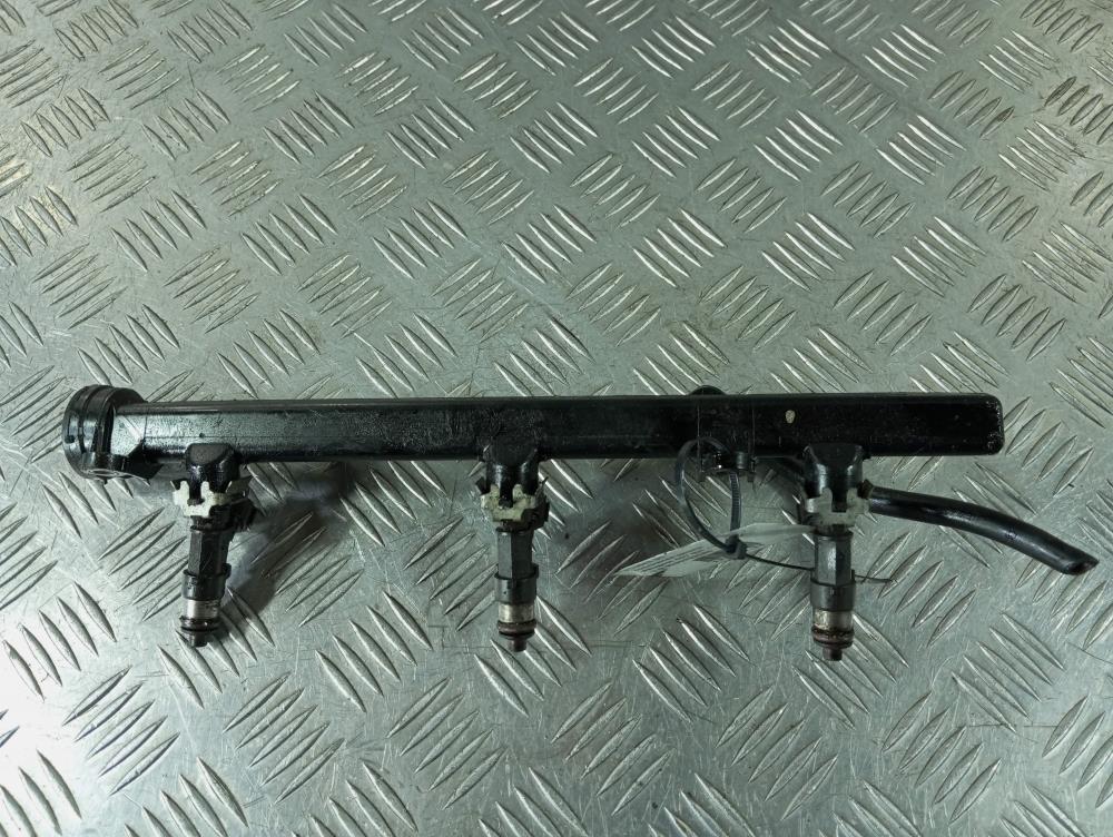 топливная рампа Peugeot 407 1 поколение 2007, цвет, 9630333180 - фото №1