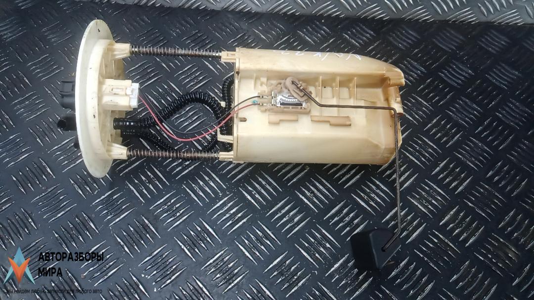 насос топливный Toyota Hilux 7 поколение 2005, 3.0 л., дизель, МКПП, внедорожник 5 дв., 770100K040 - фото №1