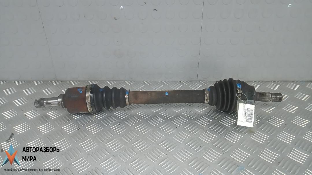 полуось передняя левая (приводной вал, ШРУС) Citroen C3 Picasso 1 поколение 2009, 1.4 л., бензин, МКПП, минивэн, 3272TC - фото №1