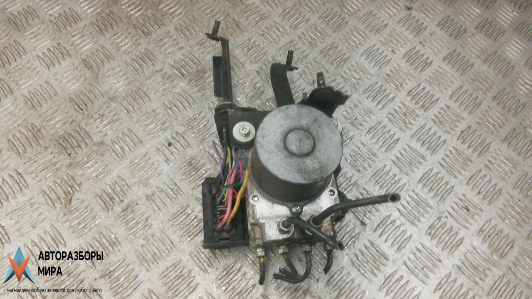 блок ABS Infiniti Q50 1 поколение 2015, 2.2 л., дизель, МКПП, седан, 476604GC1A - фото №1