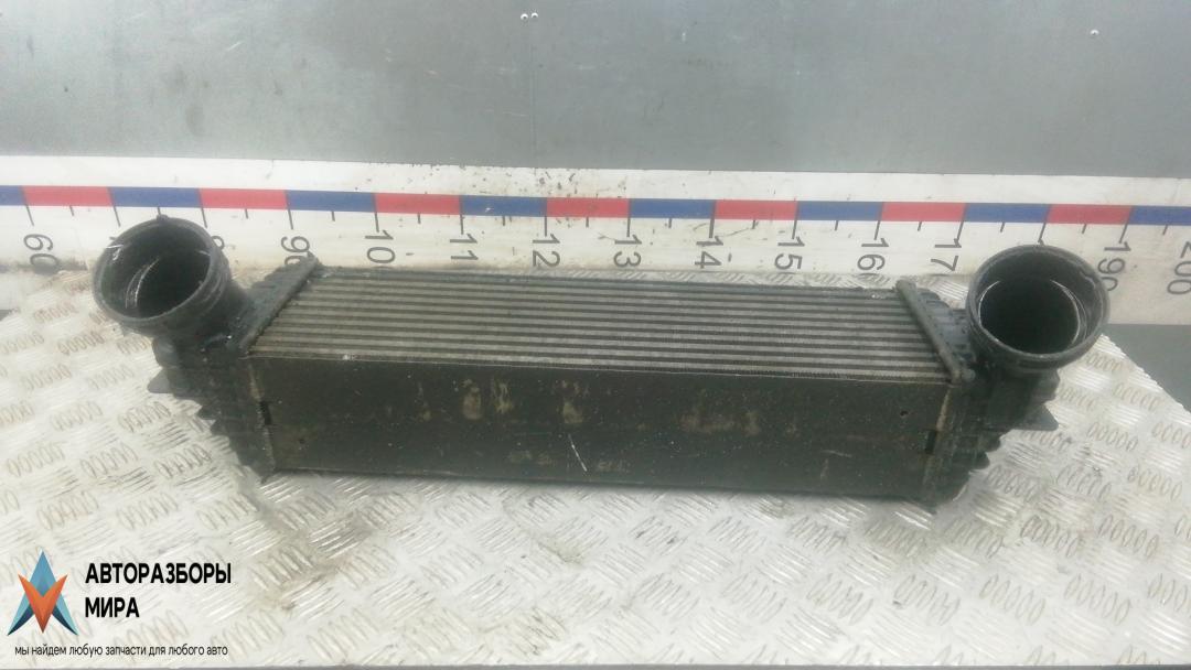 радиатор интеркулера BMW X5 E70 2008, 3.0 л., дизель, АКПП, внедорожник 5 дв. - фото №1