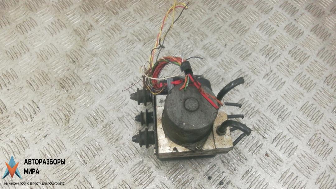 блок ABS Audi Q5 8R 2009, 2.0 л., дизель, МКПП, внедорожник 5 дв., 0265236123, 8R0907379C - фото №1