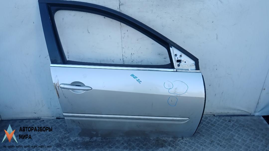 дверь передняя правая Renault Laguna 3 поколение 2009, 2.0 л., дизель, АКПП, хетчбэк 5 дв. - фото №1