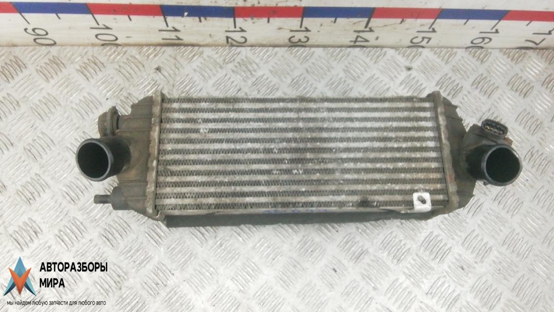 радиатор интеркулера Kia Sportage 3 поколение 2011, 1.7 л., дизель, МКПП, внедорожник 5 дв., 282712A850 - фото №1