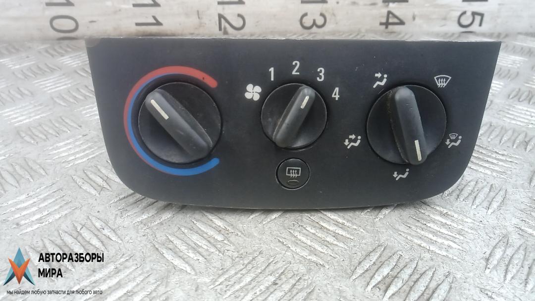 блок управления печки / климат-контроля Opel Combo 3 поколение (C) 2002, 1.7 л., дизель, МКПП, 24415145, 1846300, 1822042, 24415136 - фото №1