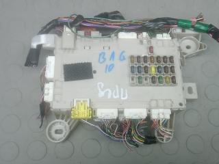 блок предохранителей Lexus LS 3 поколение 2001, 4.3 л., бензин, АКПП, седан, 8273050072