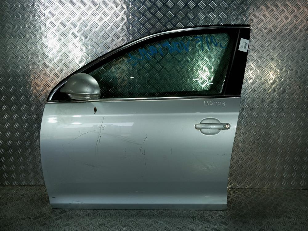 дверь передняя левая Volkswagen Golf 5 поколение 2007, цвет - фото №1