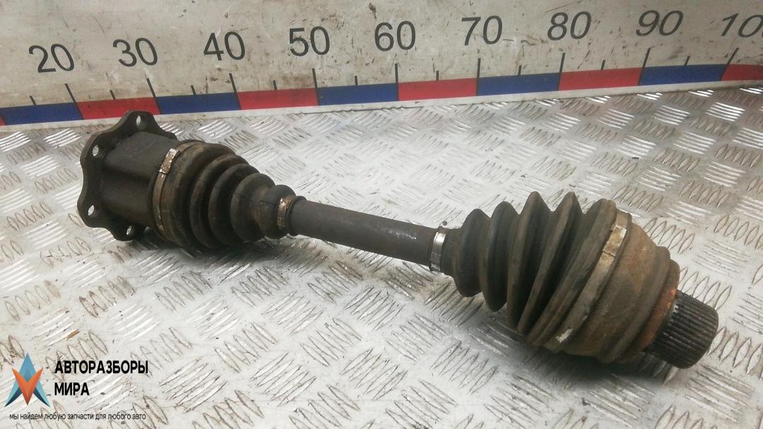 полуось передняя правая (приводной вал, ШРУС) Audi A4 B8/8K 2008, 2.0 л., дизель, МКПП, седан, 8K0407271Q, 8K0407451DX - фото №1