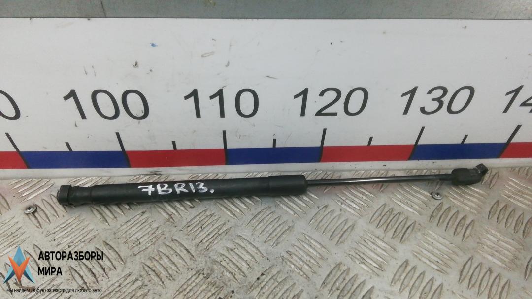 амортизатор крышки багажника (3-5 двери) Kia Ceed 1 поколение 2007, 1.6 л., дизель, МКПП, хетчбэк 5 дв., 817801H010, 817701H010 - фото №1