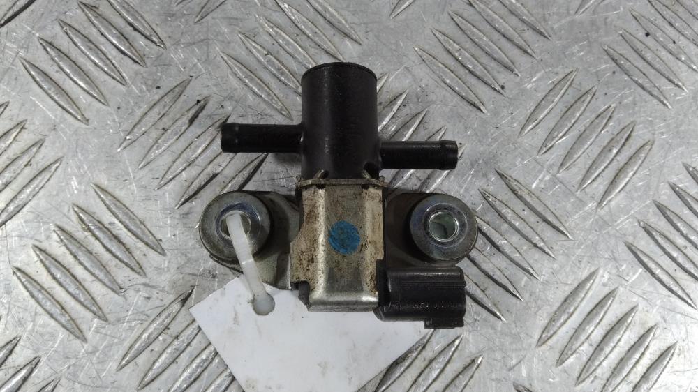 датчик распредвала Infiniti FX 1 поколение (S50) 2004, цвет, GF30GB20 - фото №1