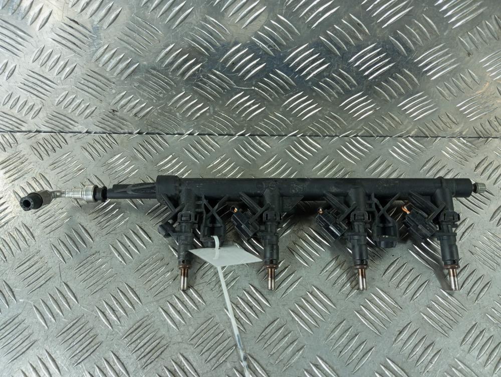 топливная рампа Mini Cooper R56 2007, цвет, 752817880 - фото №1