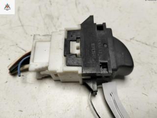 кнопка стеклоподъемника переднего правого Renault Laguna 1 поколение [рестайлинг] 1999, 1.8 л., бензин, МКПП, бежевый, универсал, 7700417484