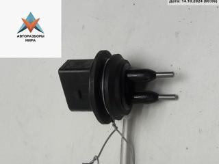 датчик уровня омывающей жидкости Skoda Superb 1 поколение [рестайлинг] 2006, 1.8 л., бензин, МКПП, серый, седан, 7M0919376