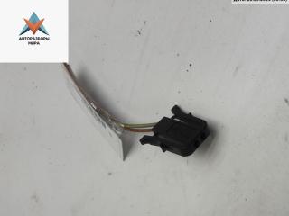 разъем (фишка) проводки Volkswagen Passat B5 [рестайлинг] 2000, 1.8 л., бензин, МКПП, серый, универсал, 535972702