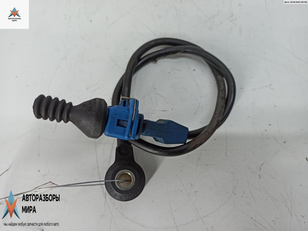 датчик детонации Audi A4 B5 1997, 2.4 л., бензин, МКПП, синий, универсал, 054905377G - фото №1