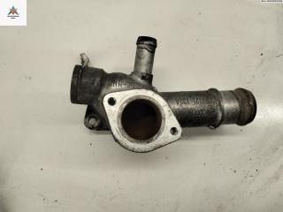 фланец (тройник) системы охлаждения Volkswagen Passat B5 1999, 1.9 л., дизель, МКПП, синий, универсал, 038121133A