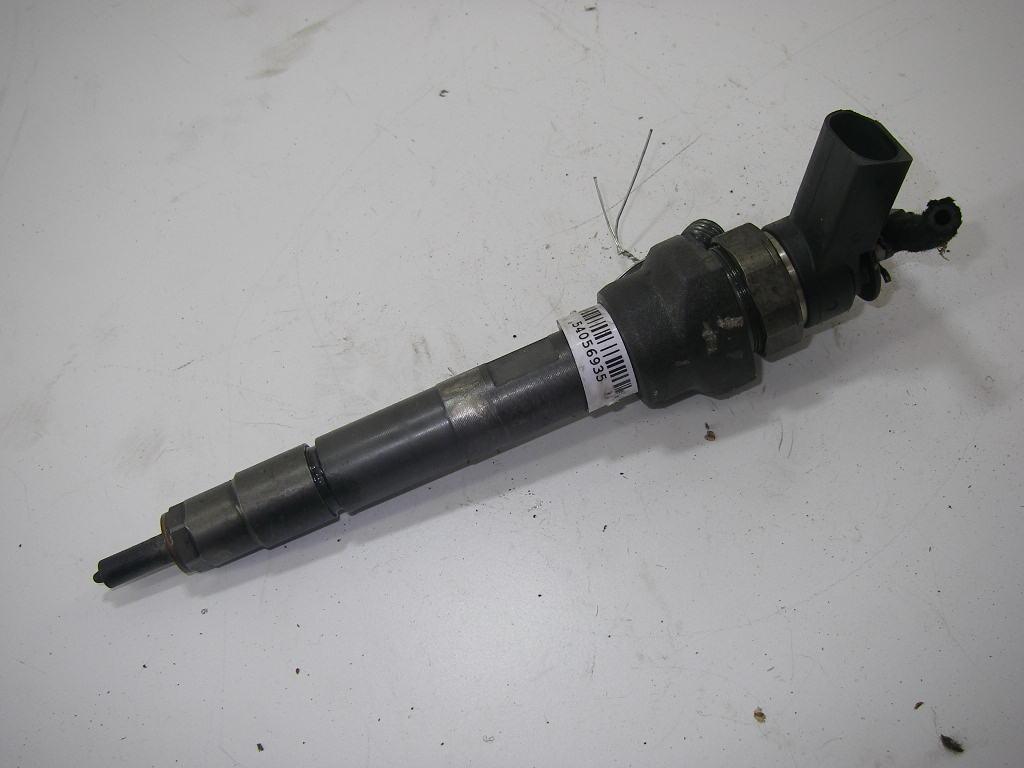 форсунка BMW 3 E90/E91/E92/E93 2008, 2.0 л., дизель, МКПП, чёрный, универсал, 7798446