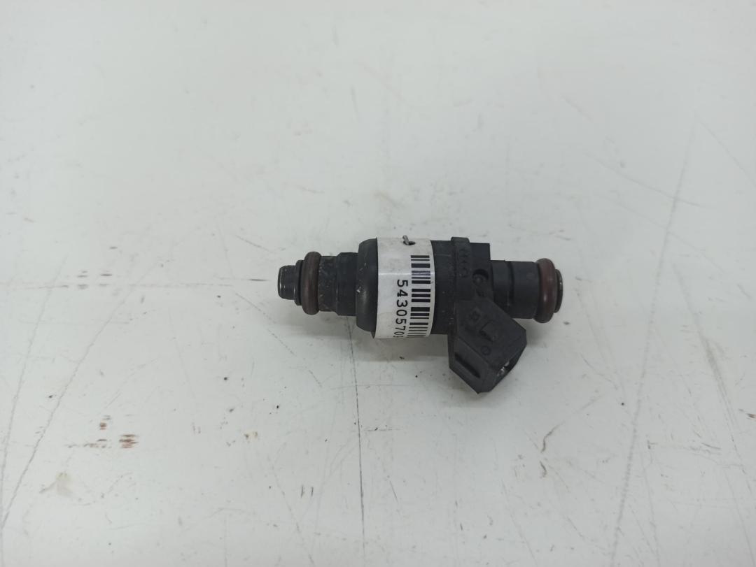 форсунка Audi A4 B5 1997, 2.4 л., бензин, МКПП, синий, универсал, 078133551AC