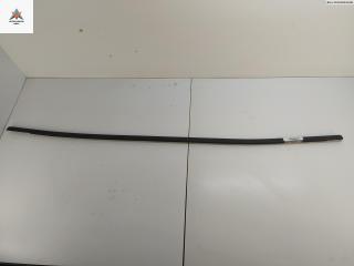 Молдинг стекла двери задней левой наружный Volkswagen Touran 1 поколение 2004, 1.9 л., дизель, МКПП, красный, универсал