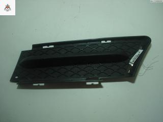 заглушка (решетка) в бампер BMW 3 серия E90/E91/E92/E93 2007, 2.0 л., дизель, МКПП, чёрный, седан