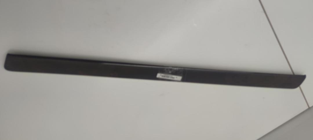 накладка декоративная Audi A4 B5 1995, 1.6 л., бензин, МКПП, синий, седан, 8D0867420 - фото №1