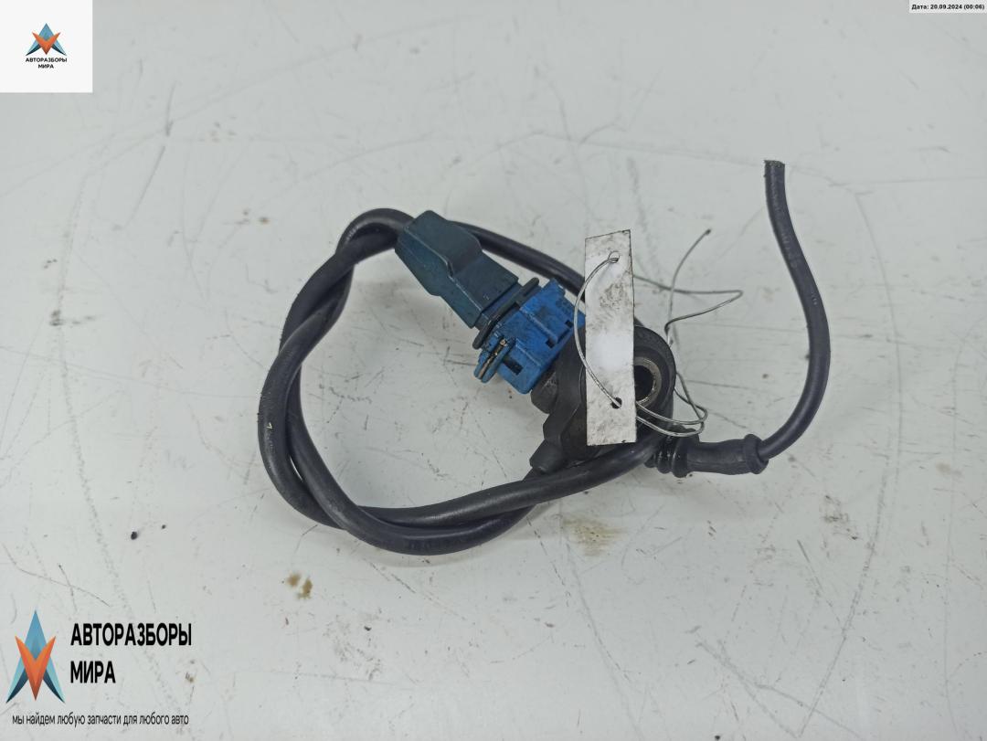 датчик детонации Audi A4 B5 1997, 2.8 л., бензин, МКПП, серый, седан, 054905377G - фото №1