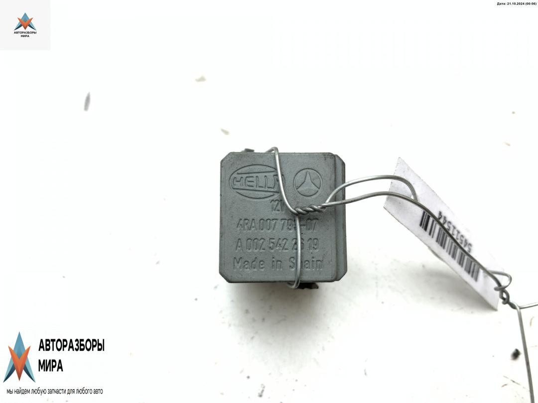 реле (прочие) Mercedes-Benz C-Класс W203/S203/CL203 2002, 1.8 л., бензин, МКПП, синий, универсал, 0025422619 - фото №1