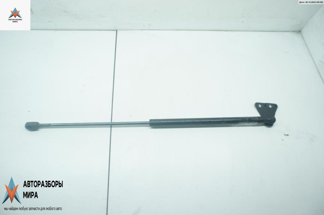 амортизатор крышки багажника (3-5 двери) Ford Focus 2 поколение 2005, 1.6 л., i, бензин, МКПП, серый, универсал, 4M51N406A10AD - фото №1