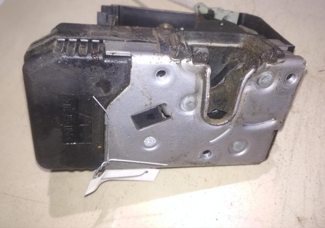 замок двери передней левой Opel Astra G 2001, 1.6 л., бензин, МКПП, синий, универсал, 24444011