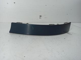 Ус под фонарь (накладка) правый Audi A4 B5 1995, 1.6 л., бензин, МКПП, зелёный, седан, 8D0945105