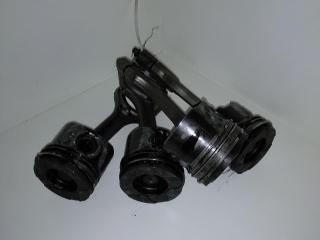 поршень Ford Focus 2 поколение 2004, 1.6 л., дизель, МКПП, серый, хетчбэк 5 дв.