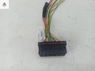 разъем (фишка) проводки Audi A6 4B/C5 [рестайлинг] 2002, 2.5 л., дизель, МКПП, синий, универсал, 8L0971978