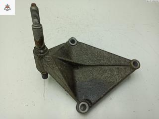 кронштейн КПП Renault Megane 1 поколение [рестайлинг] 1999, 1.6 л., бензин, МКПП, красный, универсал, 7700832251