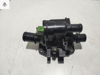 корпус термостата Peugeot 206 1 поколение [рестайлинг] 2004, 1.4 л., дизель, МКПП, серый, универсал, 9654393880