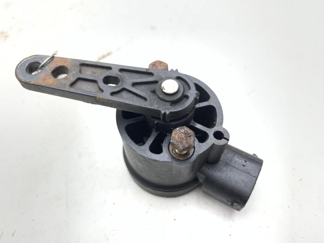 датчик дорожного просвета Mercedes-Benz E-Класс W210/S210 1997, 2.0 л., бензин, АКПП, чёрный, универсал, 0105427517 - фото №1